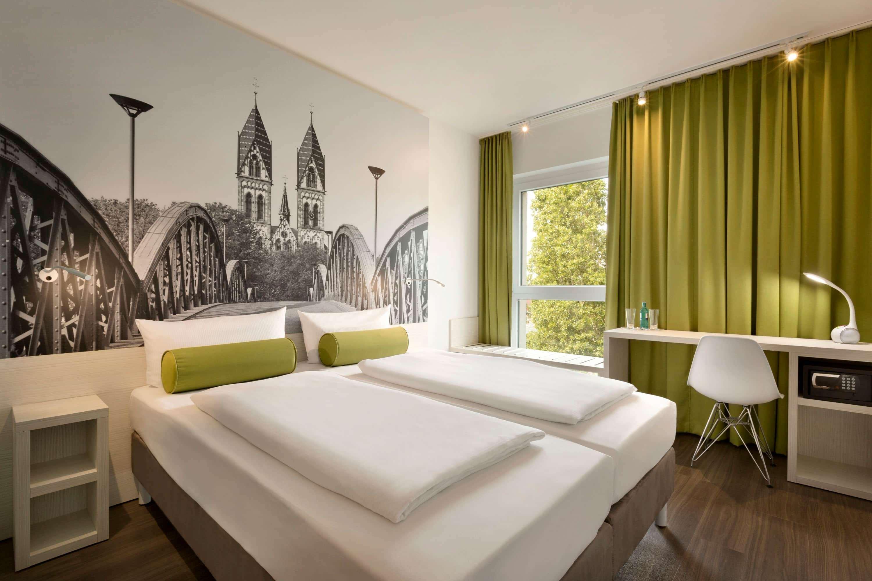 Hotel Super 8 Freiburg Exteriér fotografie